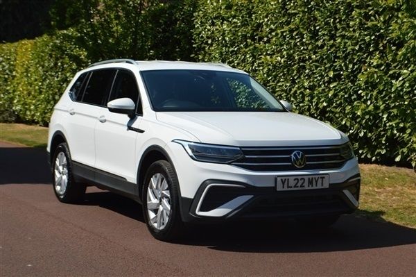 Pure white Used 2022 VW Tiguan Allspace S SUV | £26,575 (A bit pricey) - Image 1/1