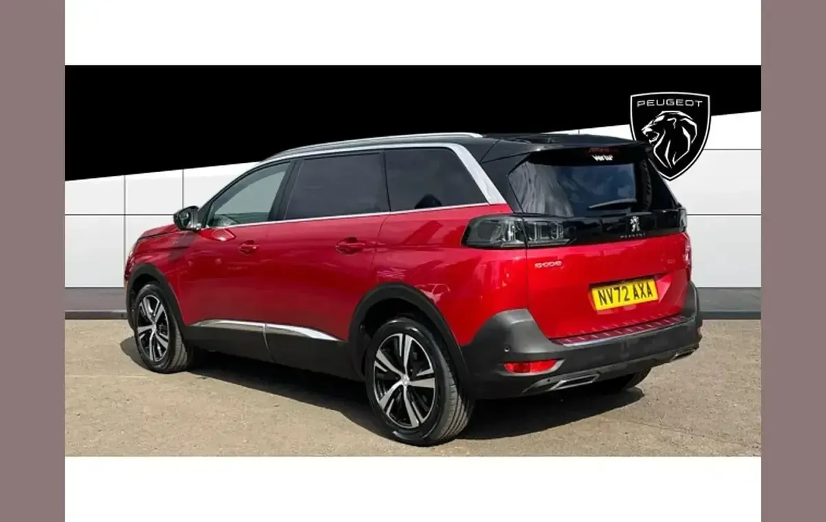 Gebraucht Peugeot 5008 GTi 131 PS (96 kW) 2022 Rot SUV
