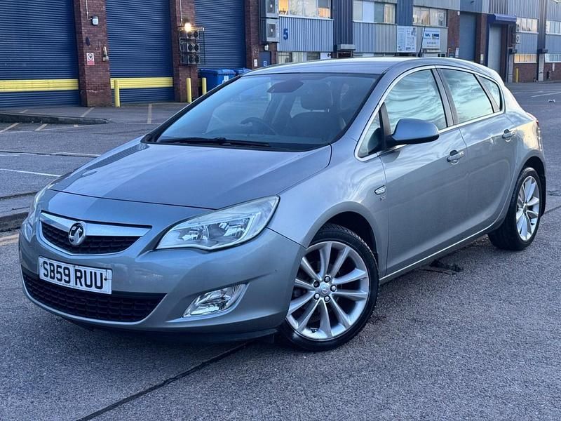Used Vauxhall Astra 2009 Silver Hatchback