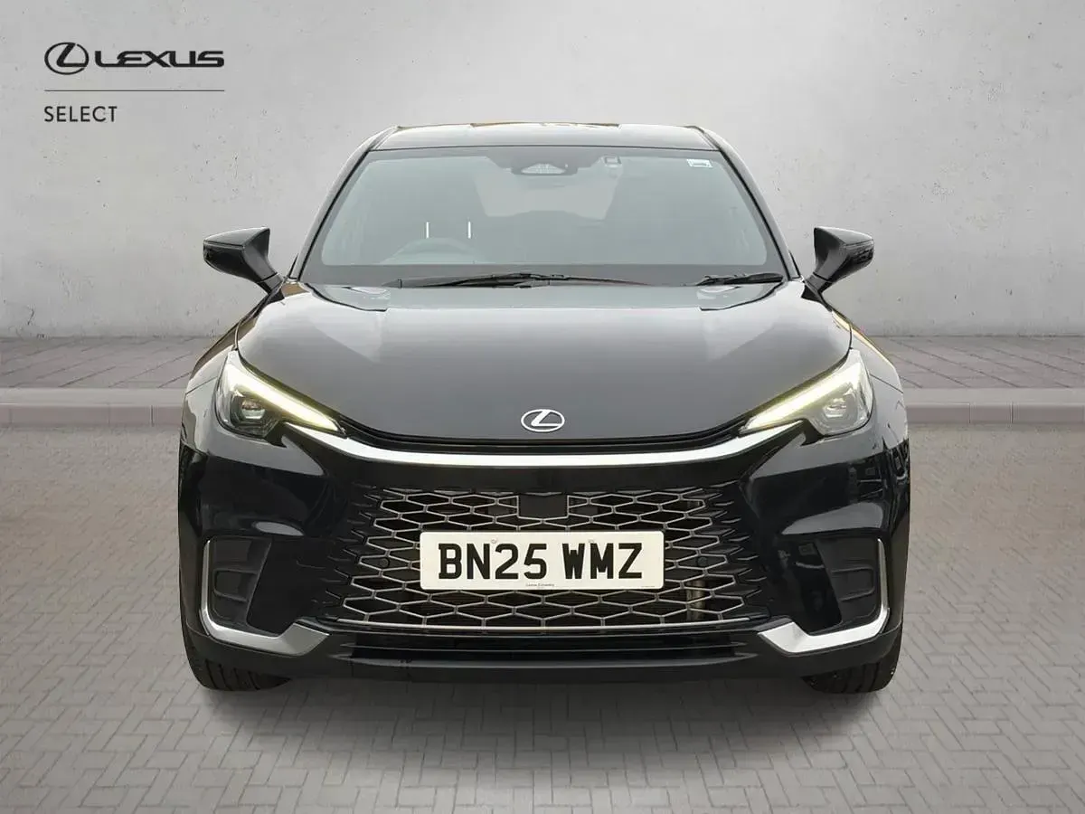 Used Lexus LBX 136 HP (100 kW) 2025 Black SUV