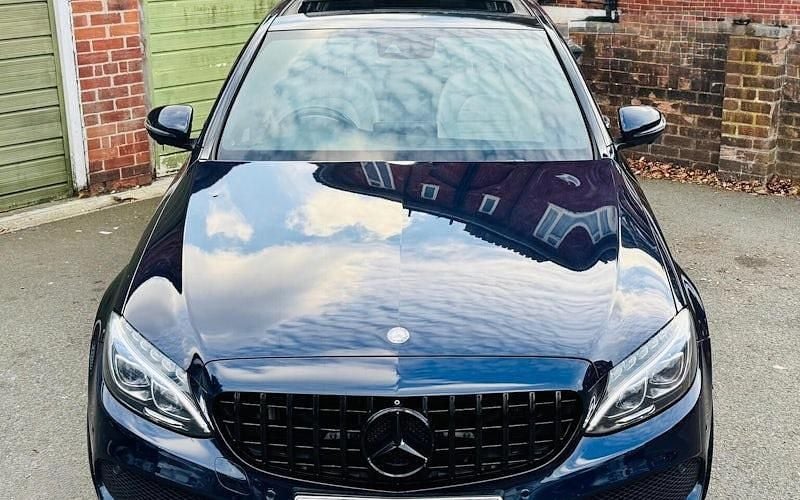 Used Mercedes C250 AMG Line Premium Plus 204 HP (150 kW) 2016 Sedan