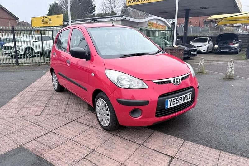 Red Used 2009 Hyundai i10 Classic Hatchback | £1,990 (Good price) - Image 1/1