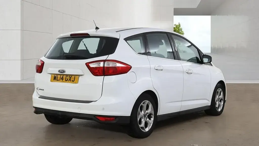 Used Ford C-MAX Zetec 2014 White MPV