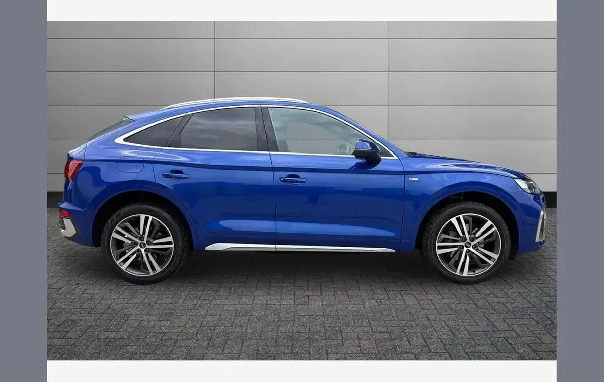 Used Audi Q5 S-Line 265 HP (194 kW) 2022 Blue SUV