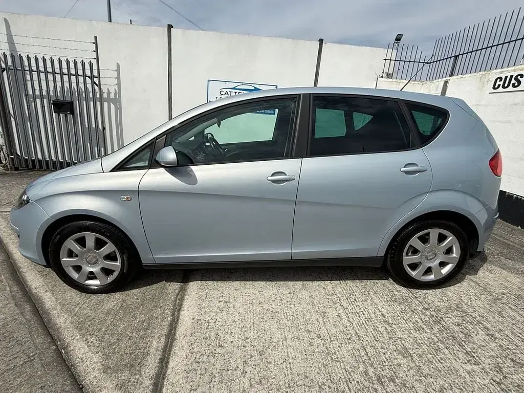 Used Seat Altea Stylance 105 HP (77 kW) 2006 Blue MPV