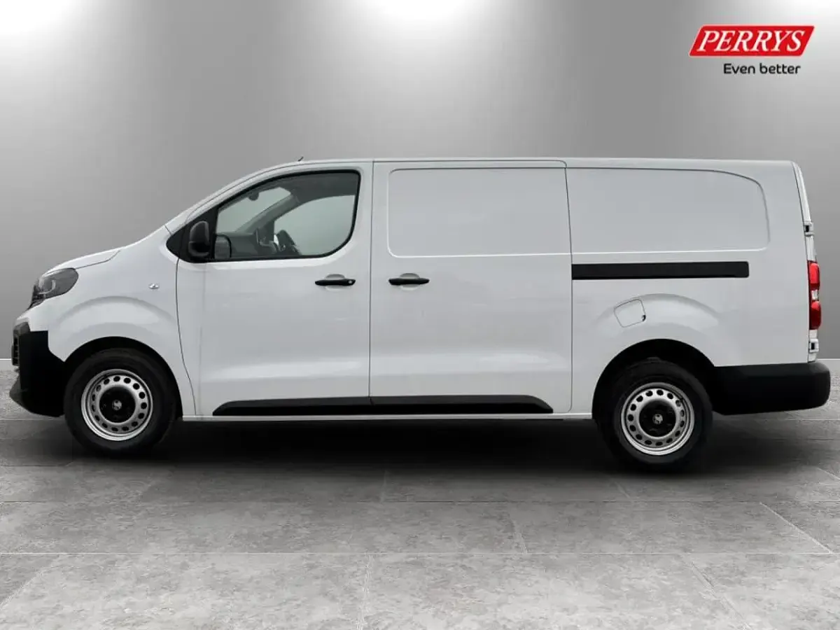 New Vauxhall Vivaro 143 HP (105 kW) 2026 White MPV