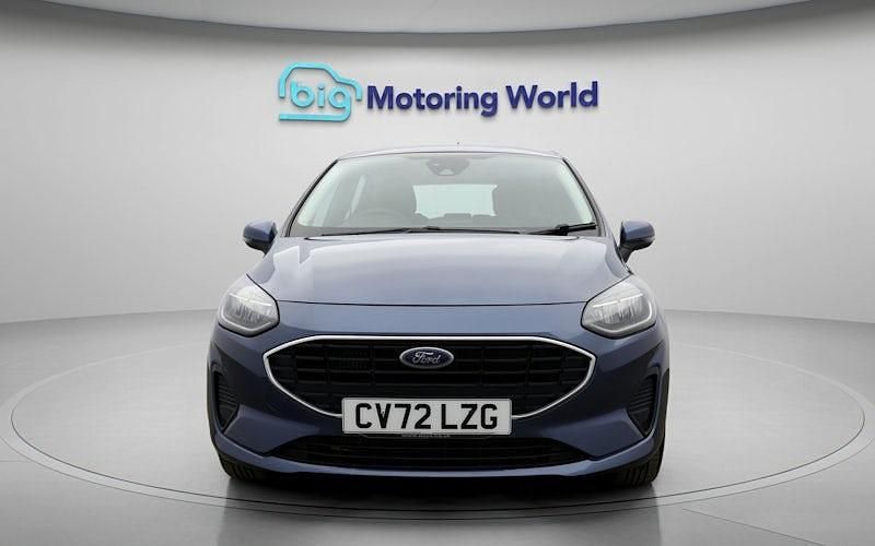 Używany Ford Fiesta Trend 101 KM (74 kW) 2022 Niebieski Hatchback
