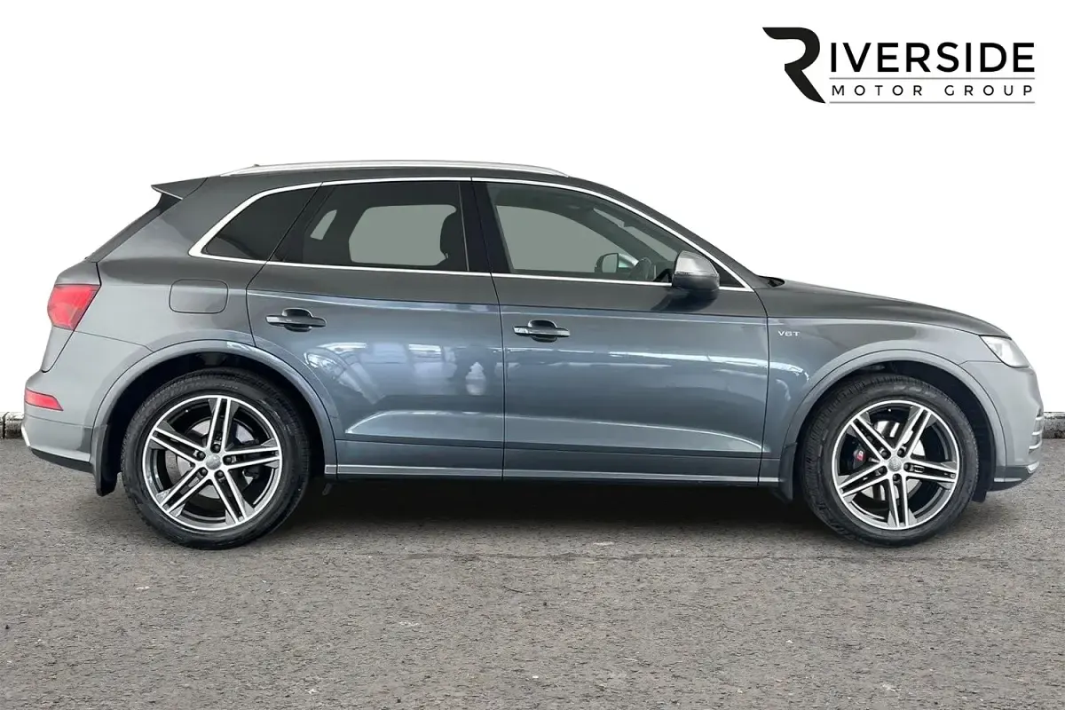 Używany Audi Q5 Design 354 KM (260 kW) 2018 Szary SUV