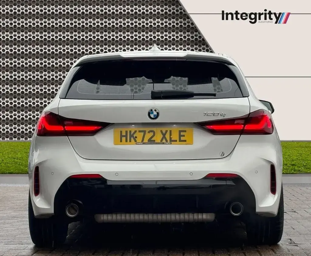 Used BMW 128 ti Comfort Edition 265 HP (194 kW) 2023 White Hatchback