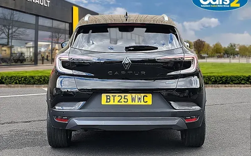 Used Renault Captur Esprit Alpine 143 HP (105 kW) 2025 Black  SUV