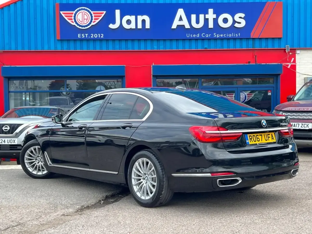 Begagnad BMW 730 2017 Svart Sedan