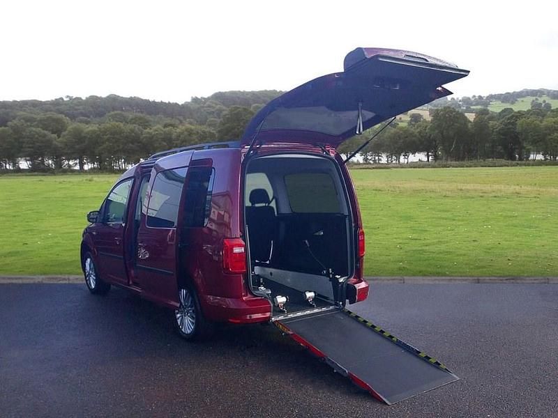 Used VW Caddy Maxi 2019 Red MPV
