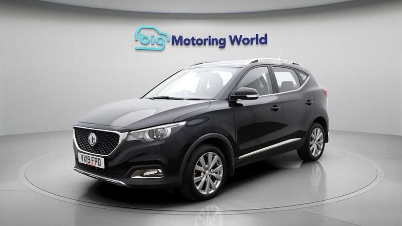 Used MG ZS Excite 106 HP (77 kW) 2019 Black SUV