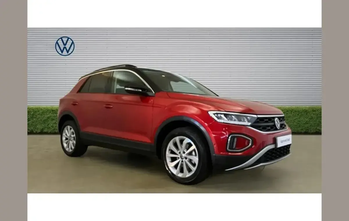Used VW T-Roc Match 150 HP (110 kW) 2025 SUV