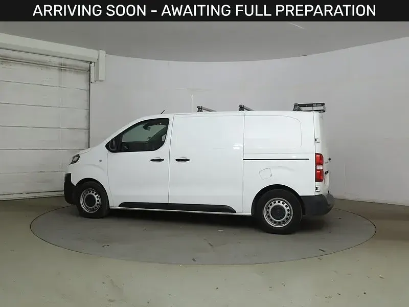 Used Citroën Dispatch 100 HP (73 kW) 2021 White MPV