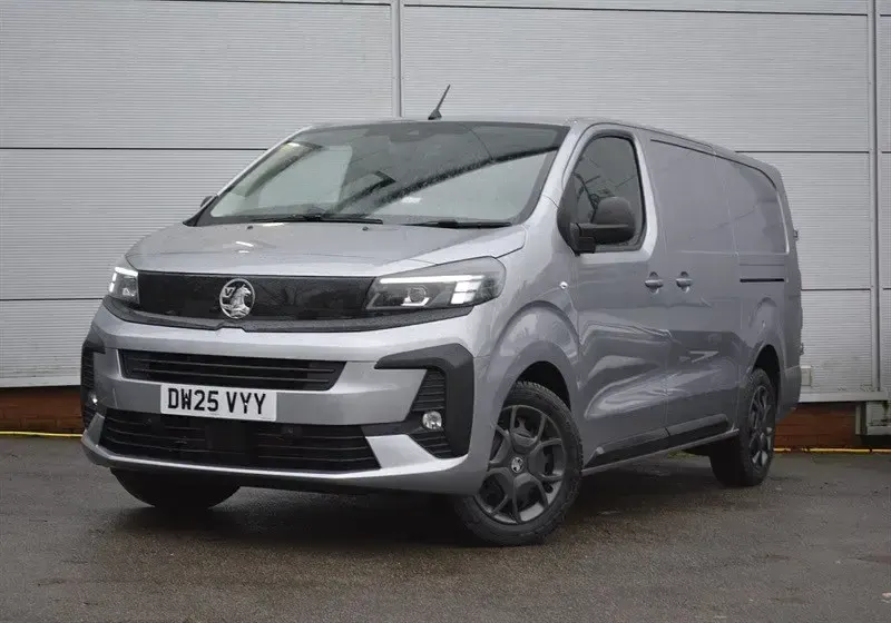 Novo Vauxhall Vivaro S 120 HP (88 kW) 2025 Cinzento Monovolume