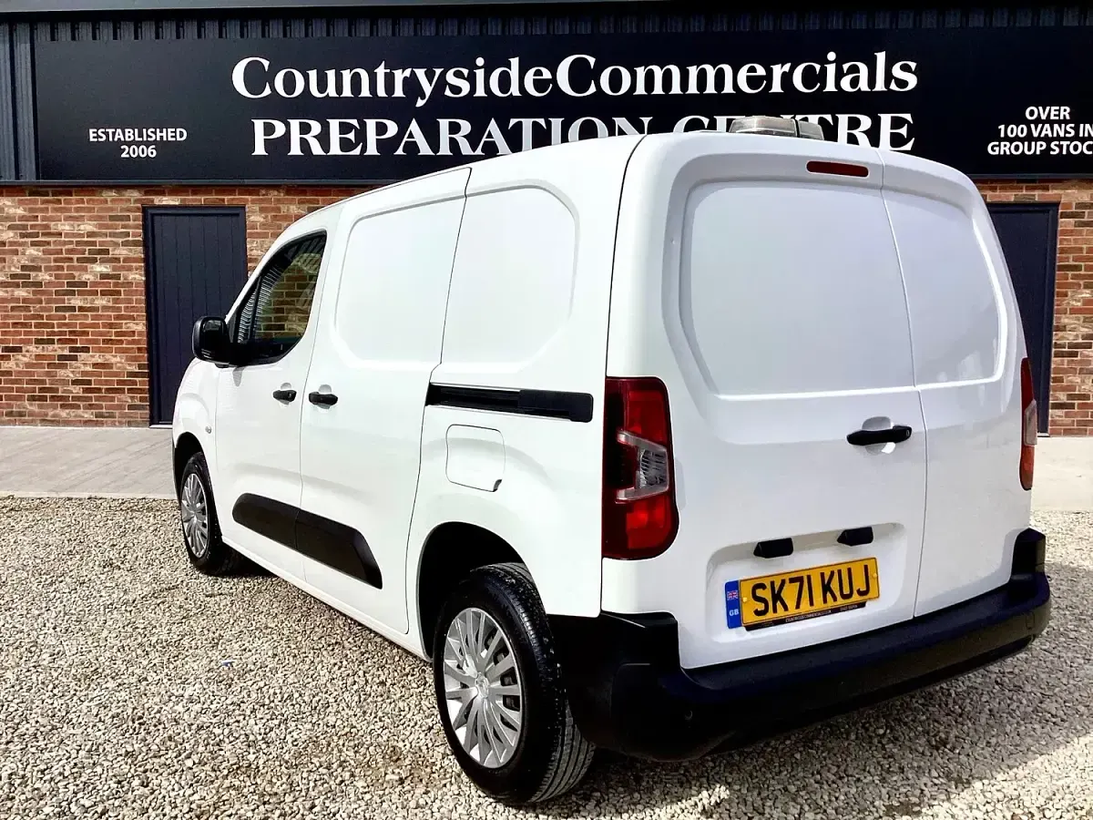 Used Citroën Berlingo 2021 White MPV