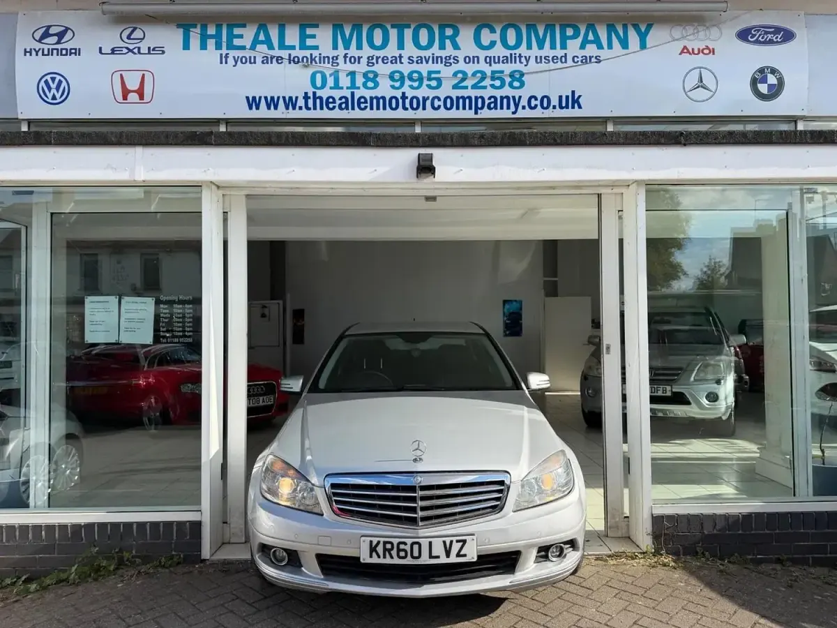 Used Mercedes C220 Elegance 167 HP (122 kW) 2011 Silver Sedan