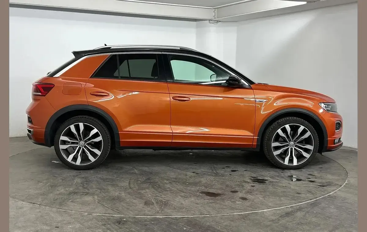Used VW T-Roc R-line 150 HP (110 kW) 2019 Orange SUV