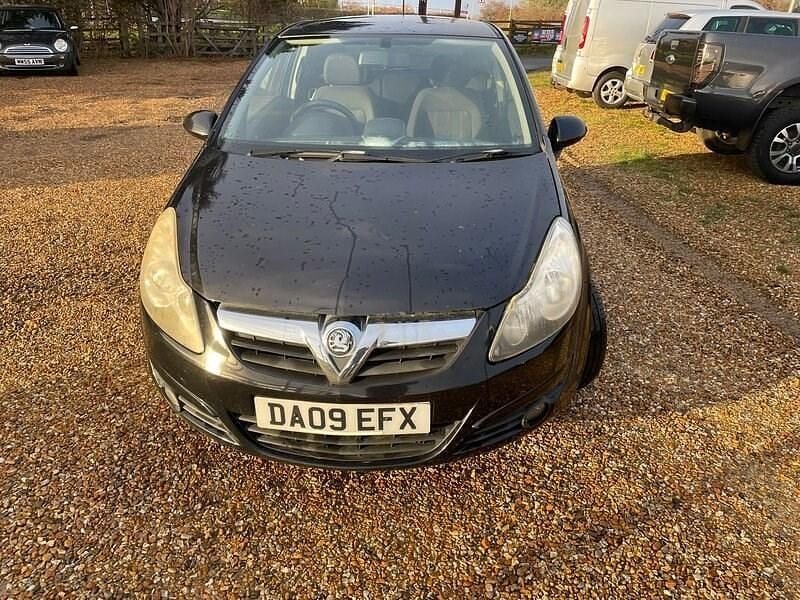 Used Vauxhall Corsa 89 HP (65 kW) 2009 Black Hatchback