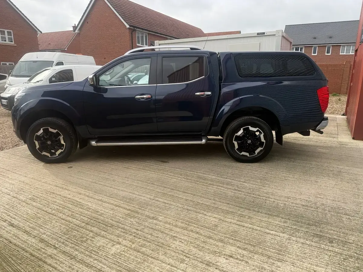 Used Nissan Navara Tekna 2021 Blue Pickup