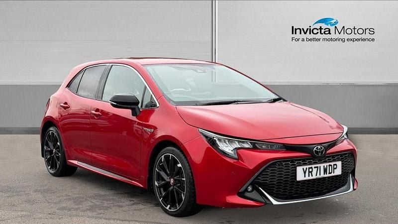 Used Toyota Corolla Sport 184 HP (135 kW) 2022 Scarlet flare pearlescent Hatchback