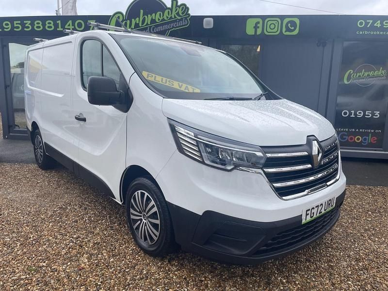 Used Renault Trafic Business 130 HP (95 kW) 2022 White MPV