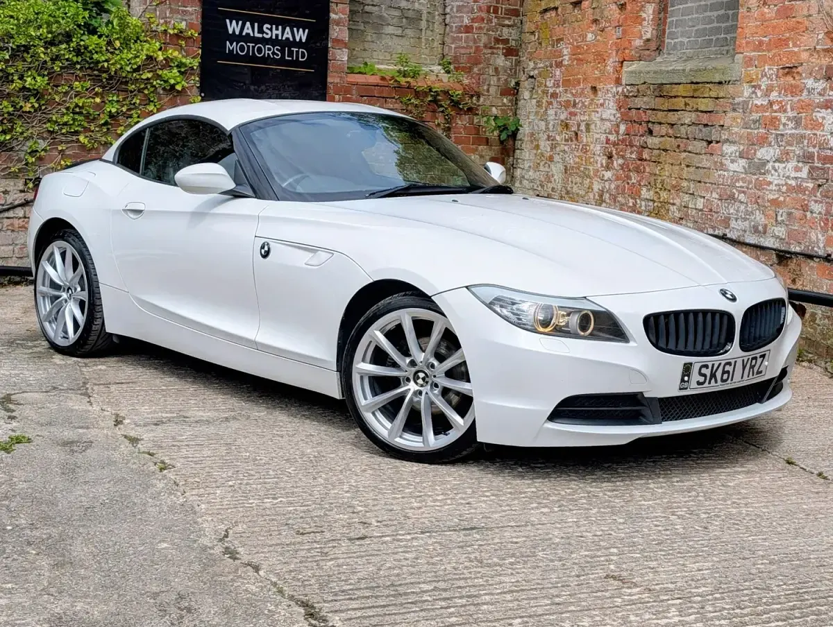 Used BMW Z4 2011 White Cabriolet