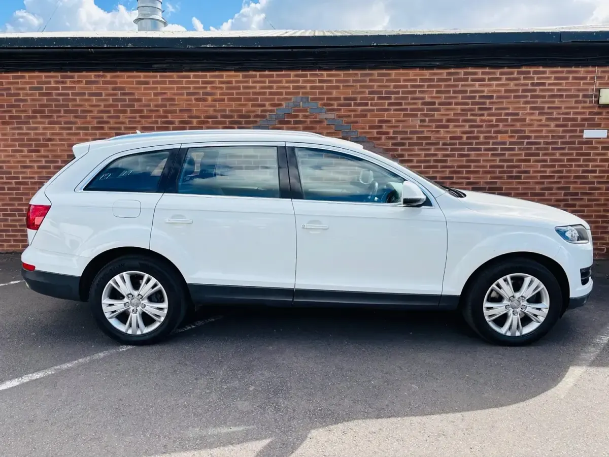 Usado Audi Q7 Advanced 204 CV (150 kW) 2013 Blanco SUV