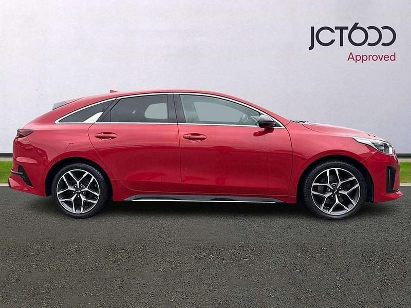 Used Kia ProCeed GT-Line 136 HP (100 kW) 2020 Red Estate