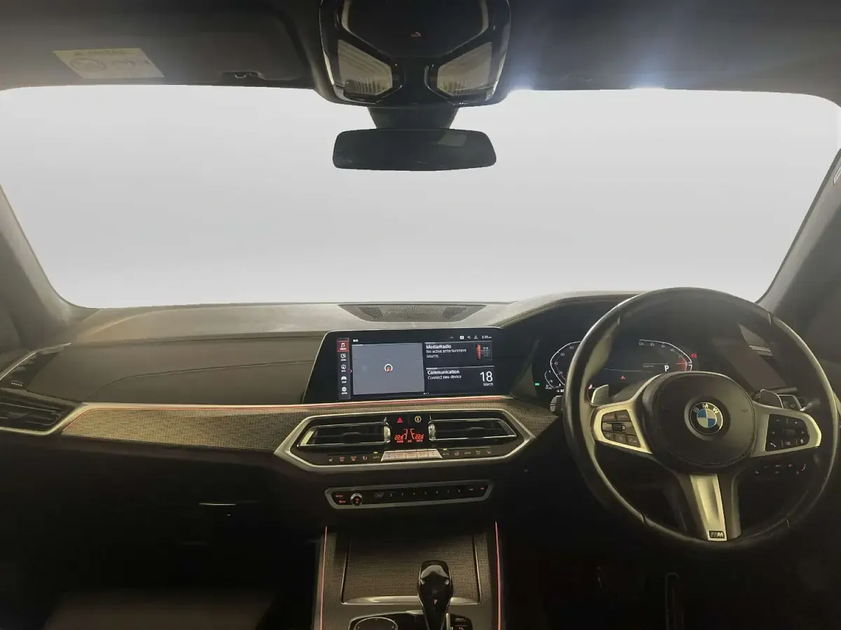 Używany BMW X5 M Sport 286 KM (210 kW) 2021 Biały SUV