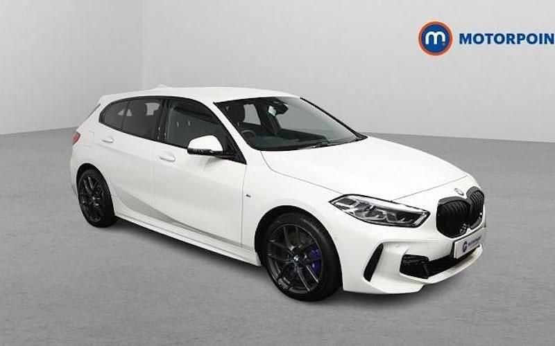 Used BMW 118 M Sport 136 HP (100 kW) 2024 White Hatchback