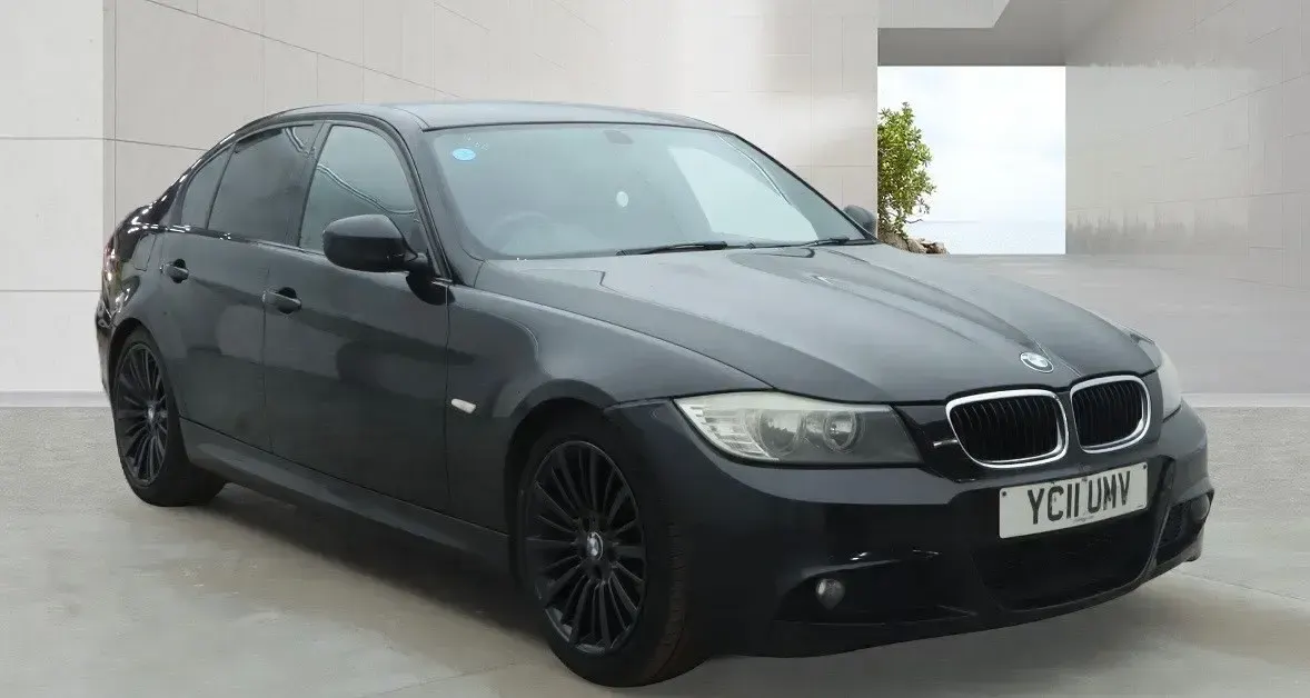 Second-hand BMW 320 M Sport 2011 Negru Berlinǎ