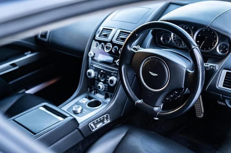 Used Aston Martin Rapide 470 HP (345 kW) 2011 Black Hatchback