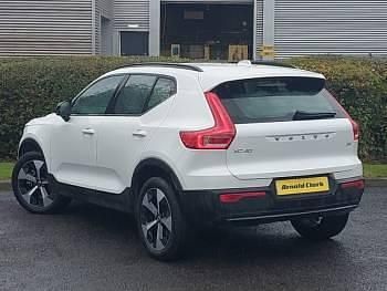 Used Volvo XC40 Plus 163 HP (119 kW) 2024 White SUV