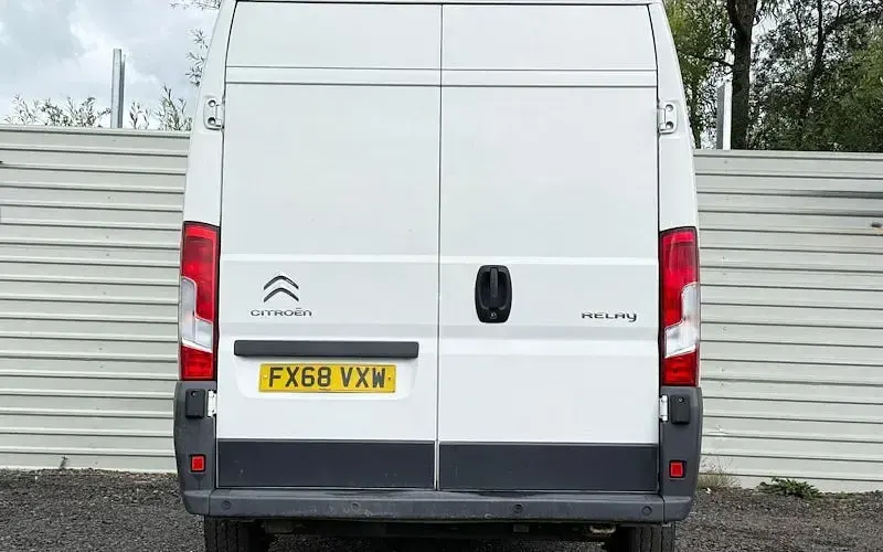 Used Citroën Relay 131 HP (96 kW) 2018 White Van