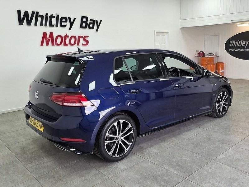 Used VW Golf VII R-line Edition 150 HP (110 kW) 2020 Blue Hatchback