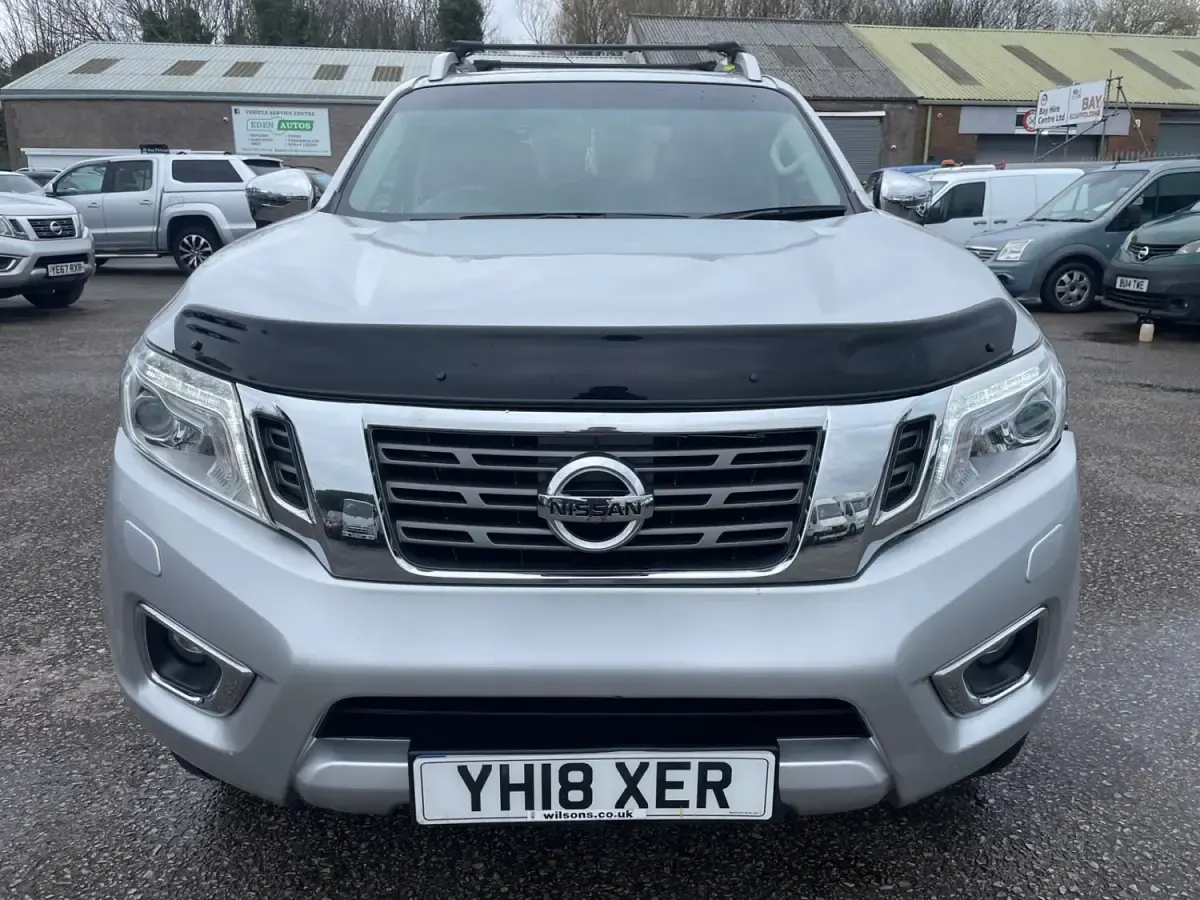 Usado Nissan Navara Tekna 2018 Prateado Pickup