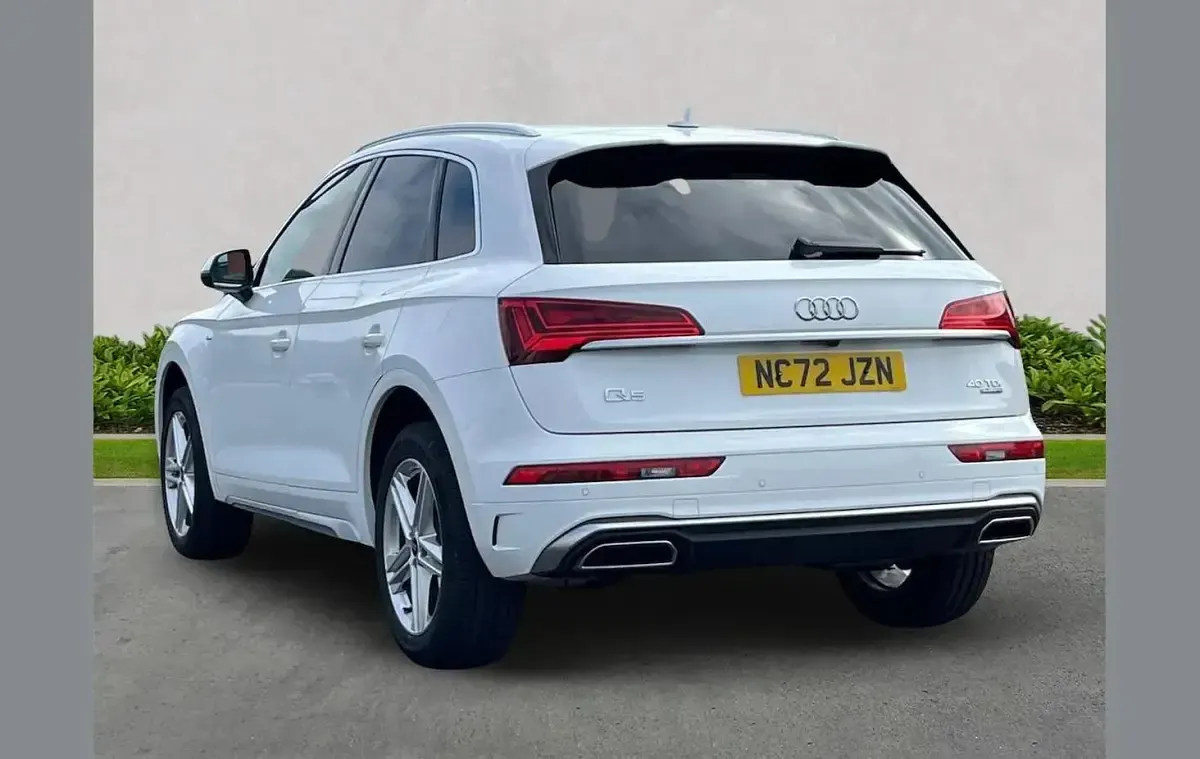 Usado Audi Q5 S-Line 204 HP (150 kW) 2023 Branco SUV