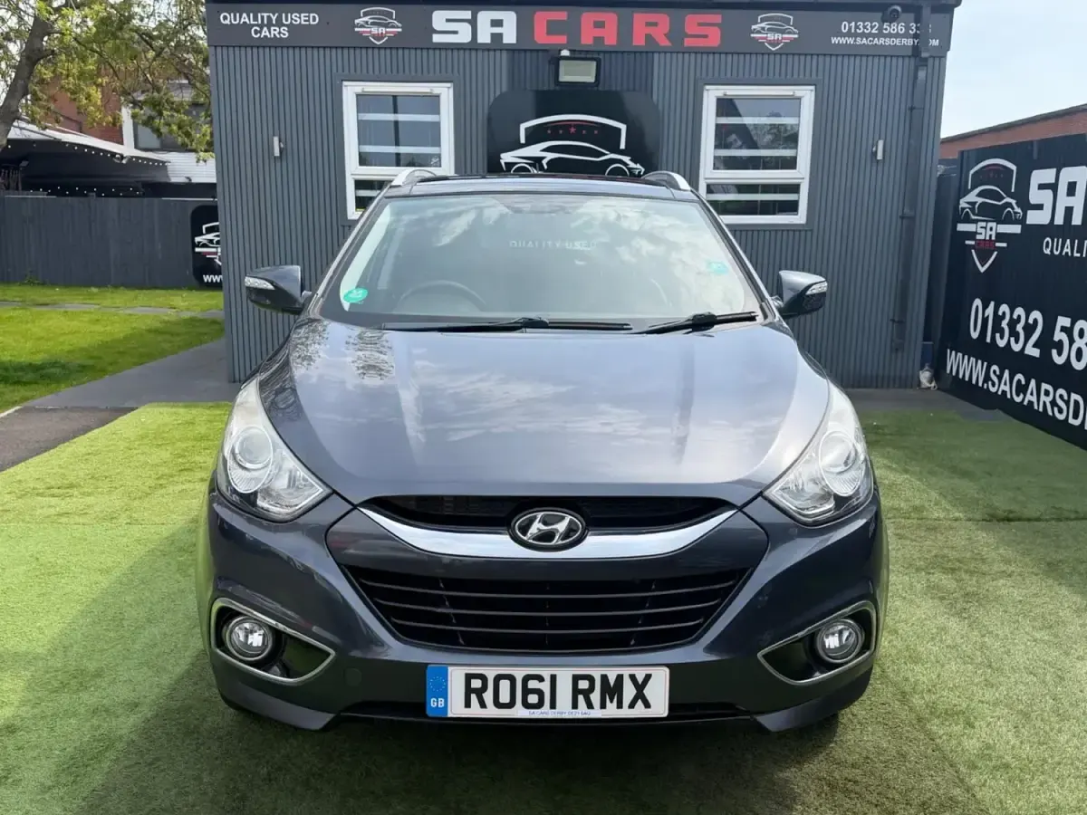 Second-hand Hyundai ix35 Premium 115 CP (84 kW) 2011 Gri SUV