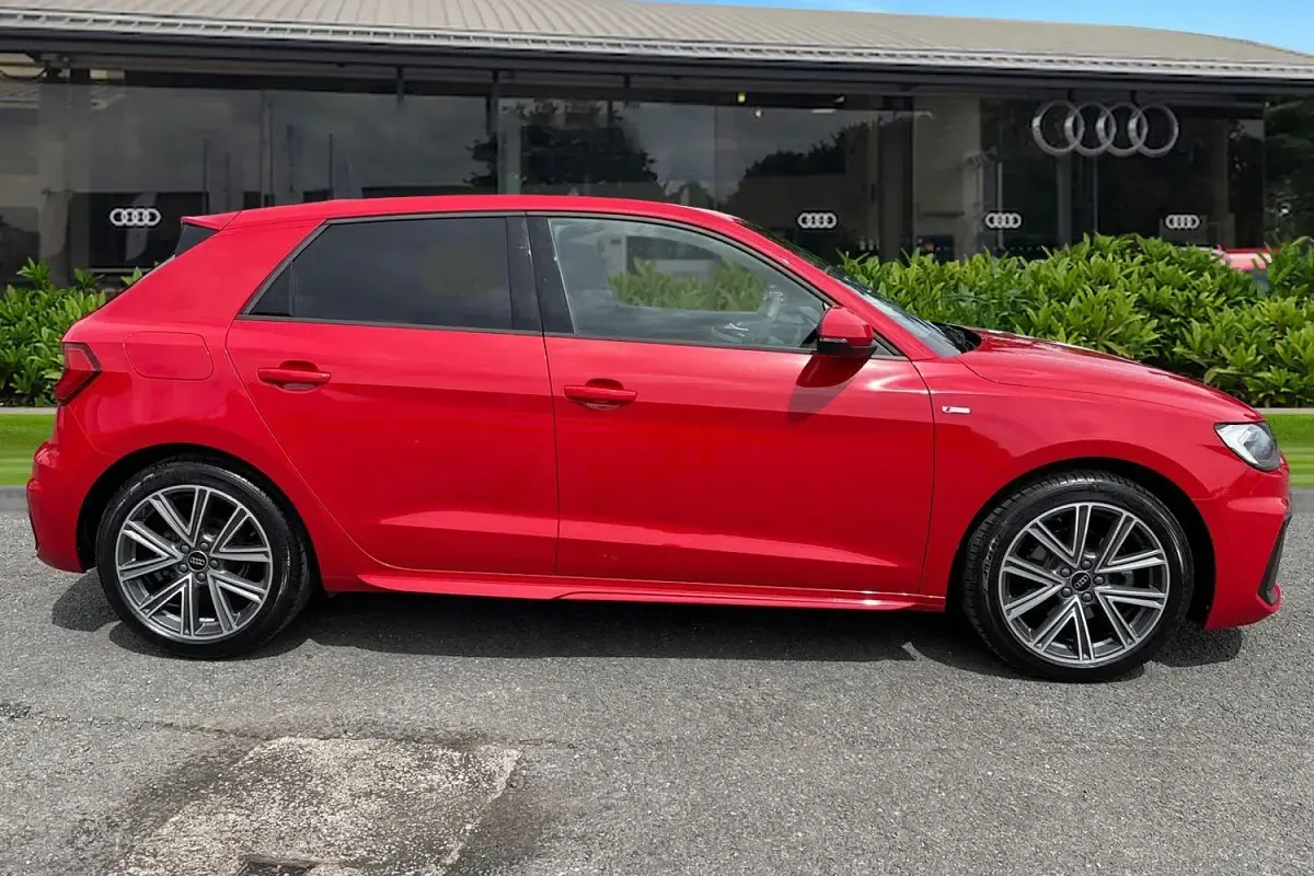 Used Audi A1 S-Line 116 HP (85 kW) 2025 Red SUV