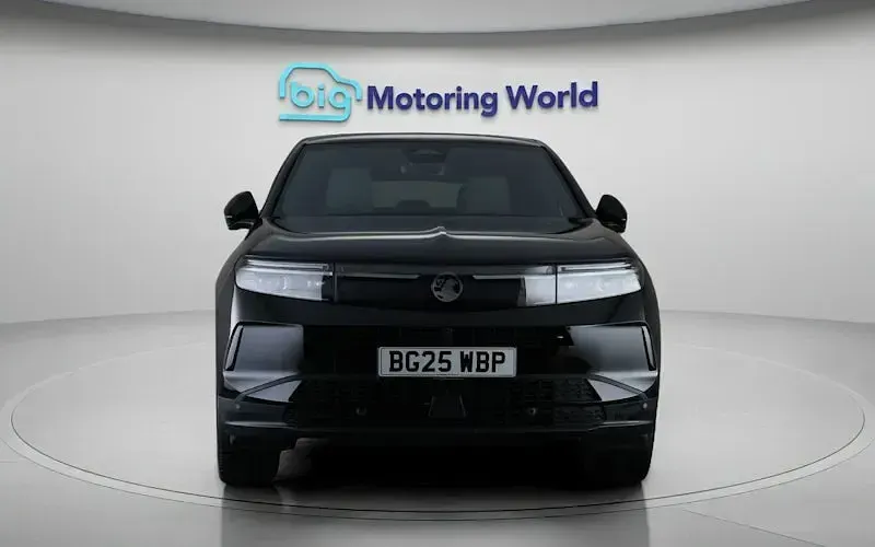 Used Vauxhall Grandland X Ultimate 136 HP (100 kW) 2025 Black SUV