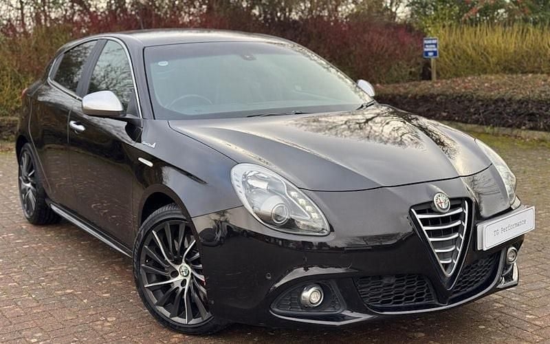 Black Used 2014 Alfa Romeo Giulietta Hatchback | £7,000 (Fair price) - Image 1/4