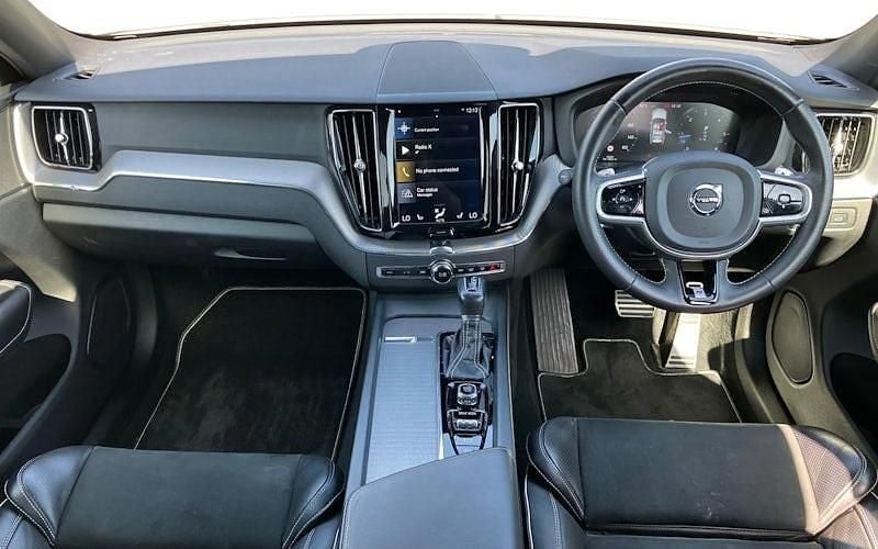Usado Volvo XC60 R-Design 190 HP (139 kW) 2019 Branco SUV
