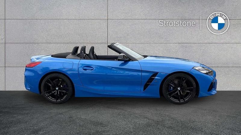 Used BMW Z4 M Sport 335 HP (246 kW) 2022 Blue Cabriolet