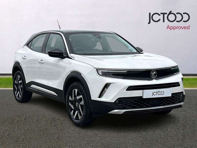 White Used 2022 Vauxhall Mokka Elite SUV | £15,500 (Fair price) - Image 1/4