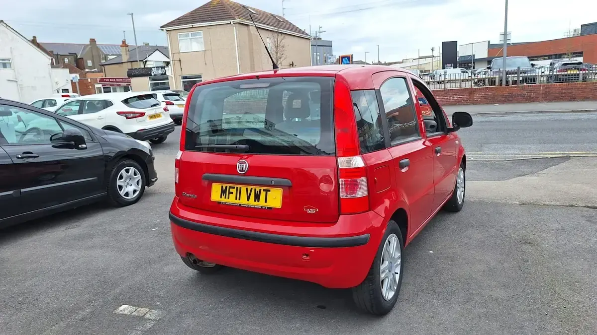 Used Fiat Panda 69 HP (50 kW) 2011 Red Hatchback
