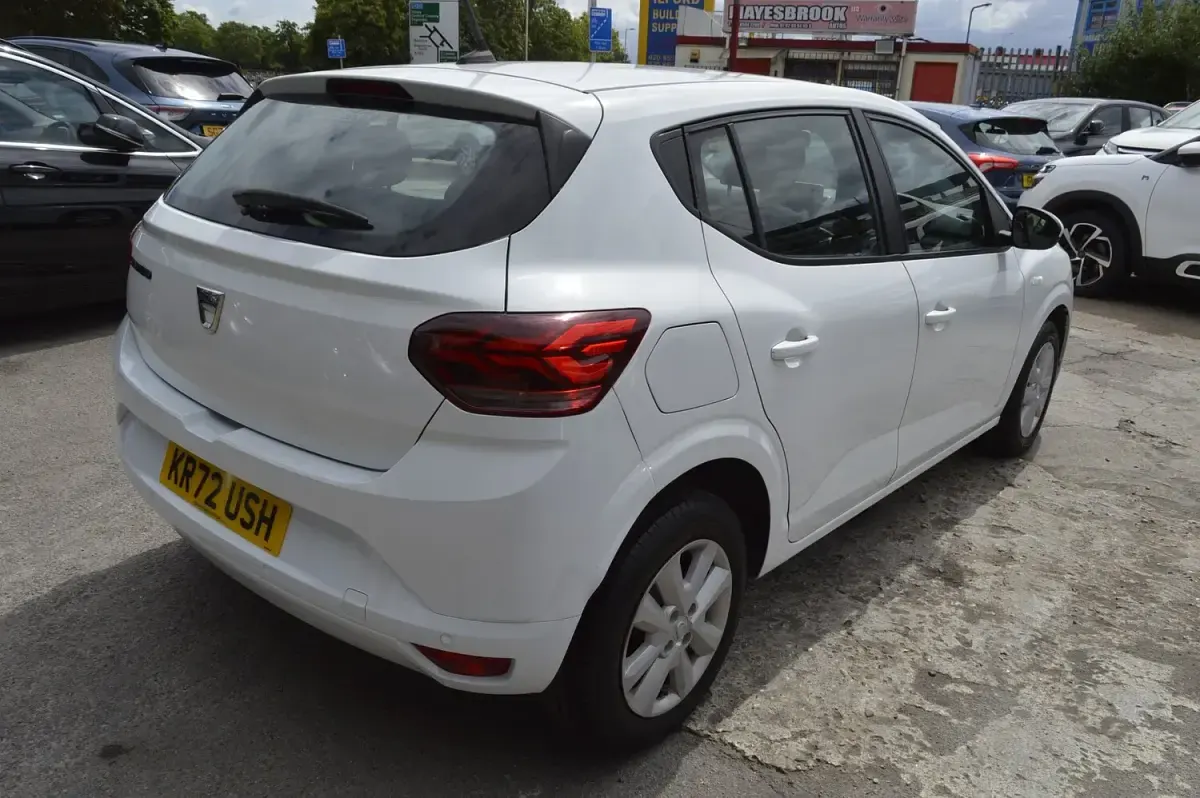 Used Dacia Sandero Comfort 2022 White Hatchback