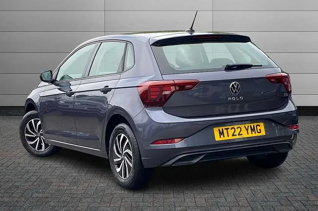 Used VW Polo Life 95 HP (69 kW) 2022 Grey Hatchback