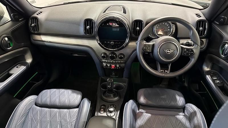 Used Mini Cooper Countryman Exclusive 134 HP (98 kW) 2022 Black SUV